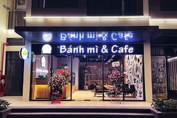 SHOP  S1-01.01.S15 | BÁNH MỲ & CAFFE